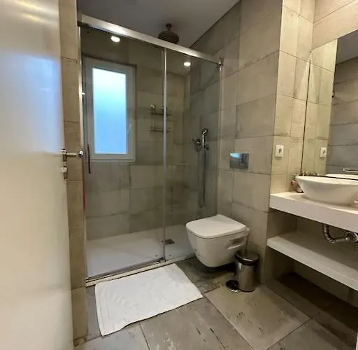 Duplex Com Jacuzzi Em Olival Basto Lissabon