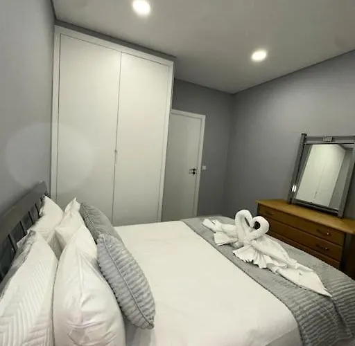 Duplex Com Jacuzzi Em Olival Basto Appartement